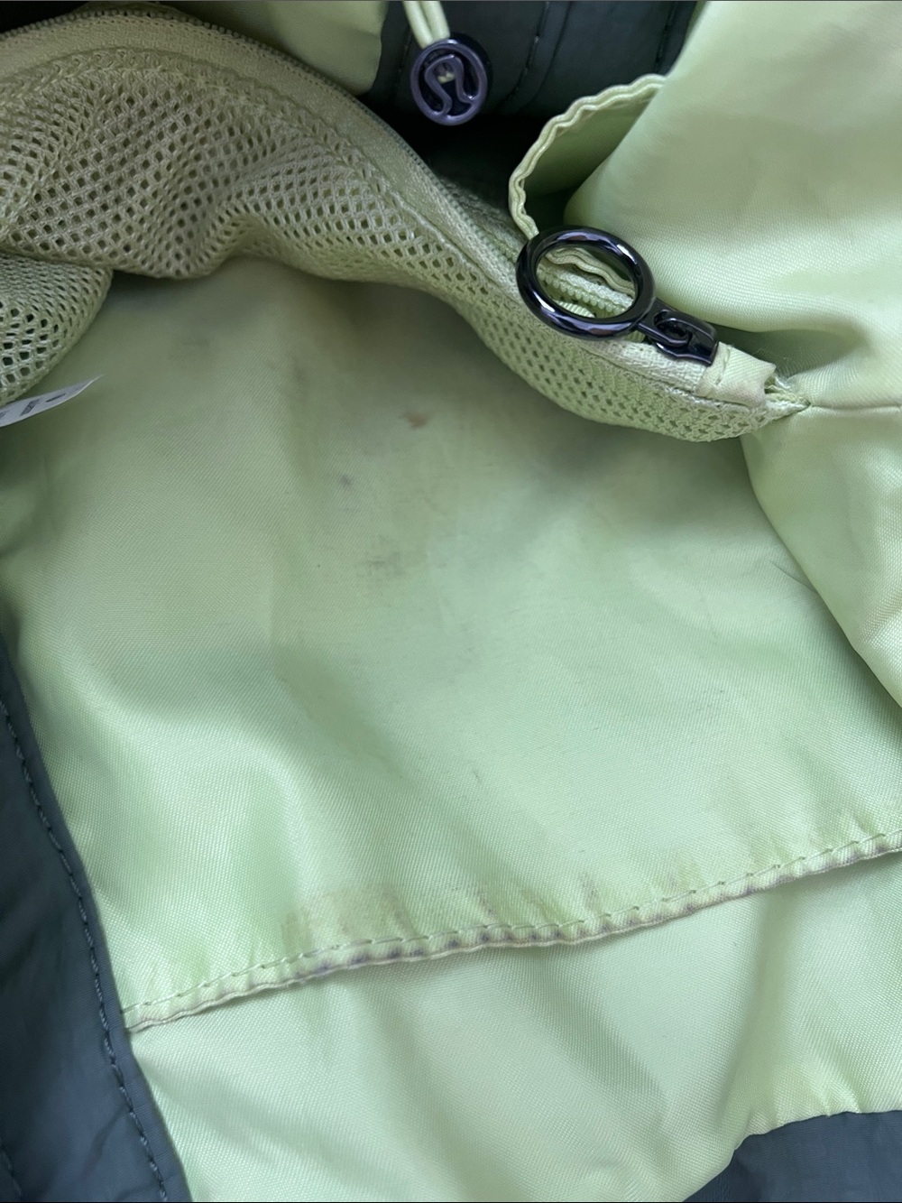 Lululemon On My Level Large Bag 30L Green - Picture 4 of 6